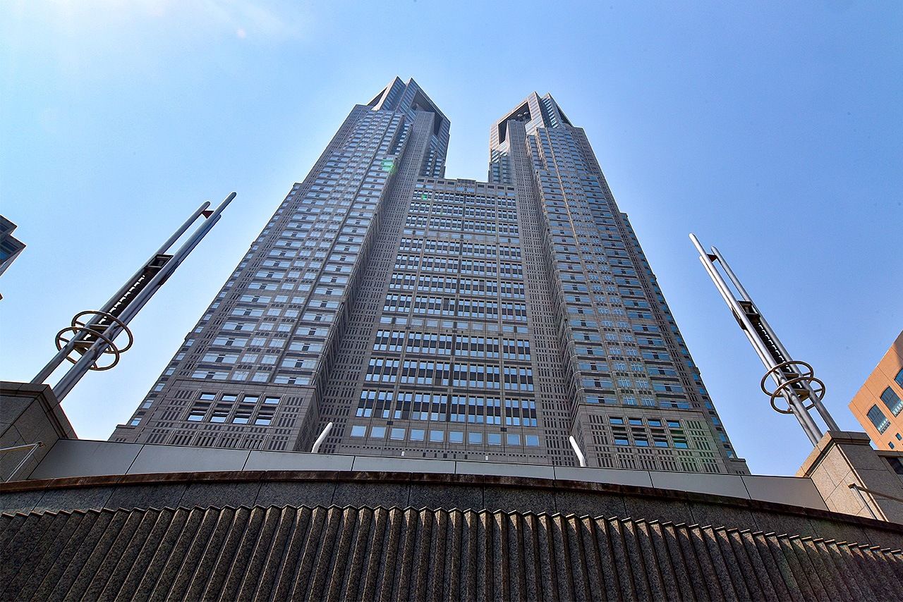 Le Bâtiment principal nº1 du gouvernement métropolitain de Tokyo est devenu un monument célèbre. (© Ogawa Hiroo)