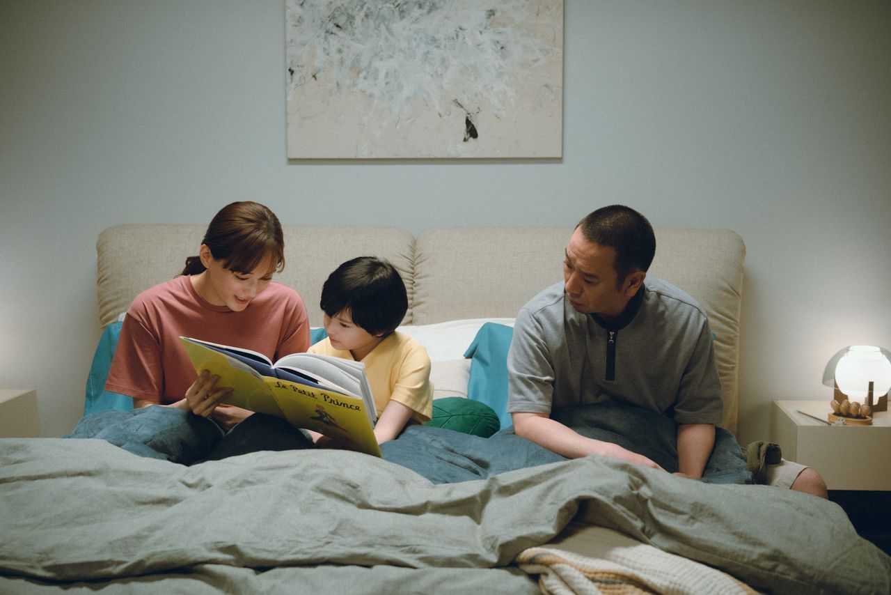 Otone lit Le Petit Prince à « Kakeru ». (© 2026 Fuji Television/Gaga/Tôhô/Aoi Pro)