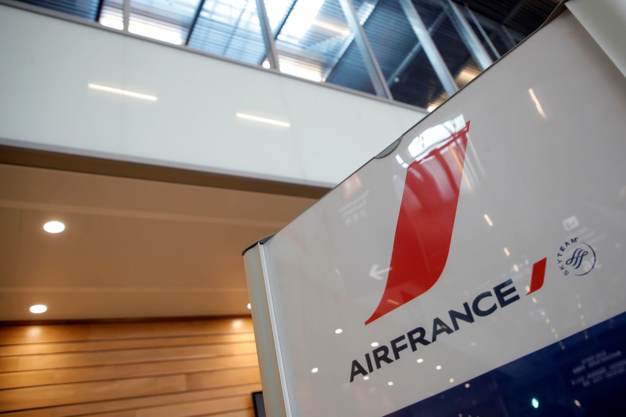 Air France a annoncé dimanche la suspension jusqu