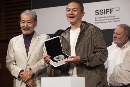 Fuji Tatsuya (gauche) et le réalisateur Chikaura Kei