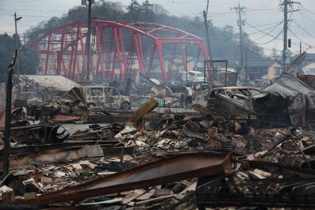 Des habitations entièrement détruites au niveau du marché de Wajima, un lieu très fréquenté de cette ville portuaire (photo du 3 janvier).