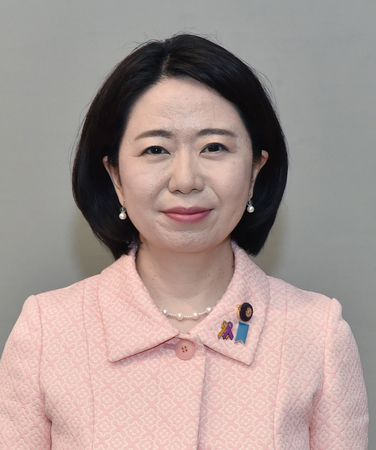 La ministre de la Revitalisation régionale, Jimi Hanako