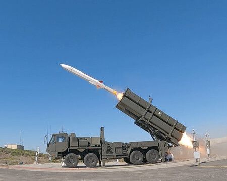Défense : le Japon déploie ses missiles longue portée pour se doter de capacités de contre-attaque