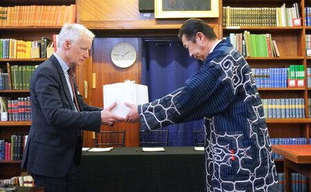 Des ossements aïnous conservés en Grande-Bretagne ont été rendus au Japon