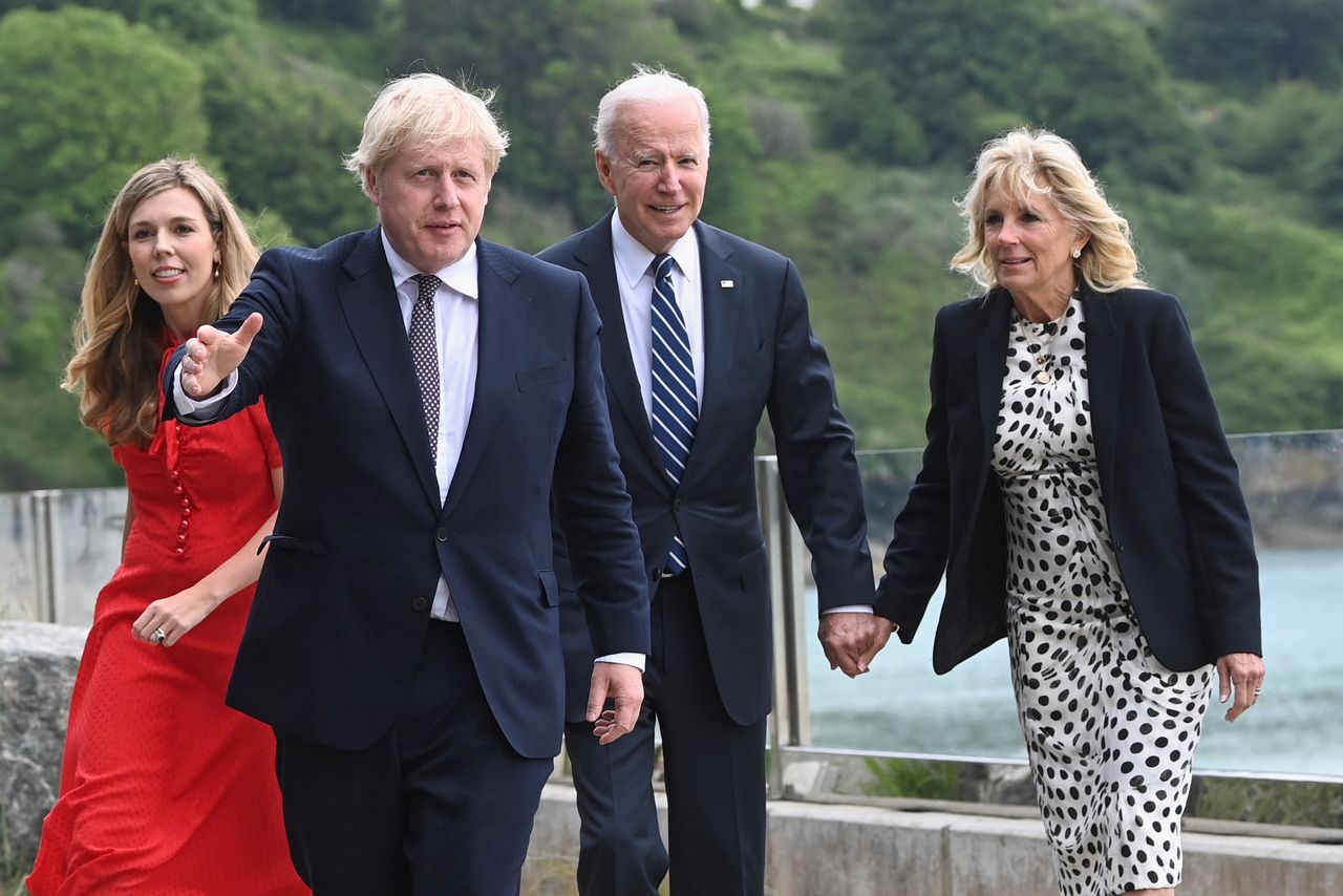 Le Premier ministre britannique Boris Johnson a accueilli jeudi le président américain Joe Biden à Carbis Bay, une station balnéaire du sud-ouest de l