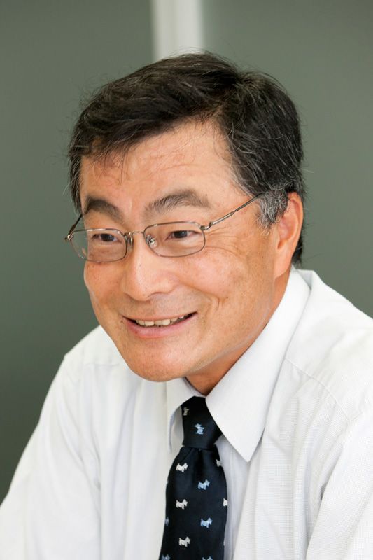 引領日本最尖端鍍金工廠的草間誠一郎社長。