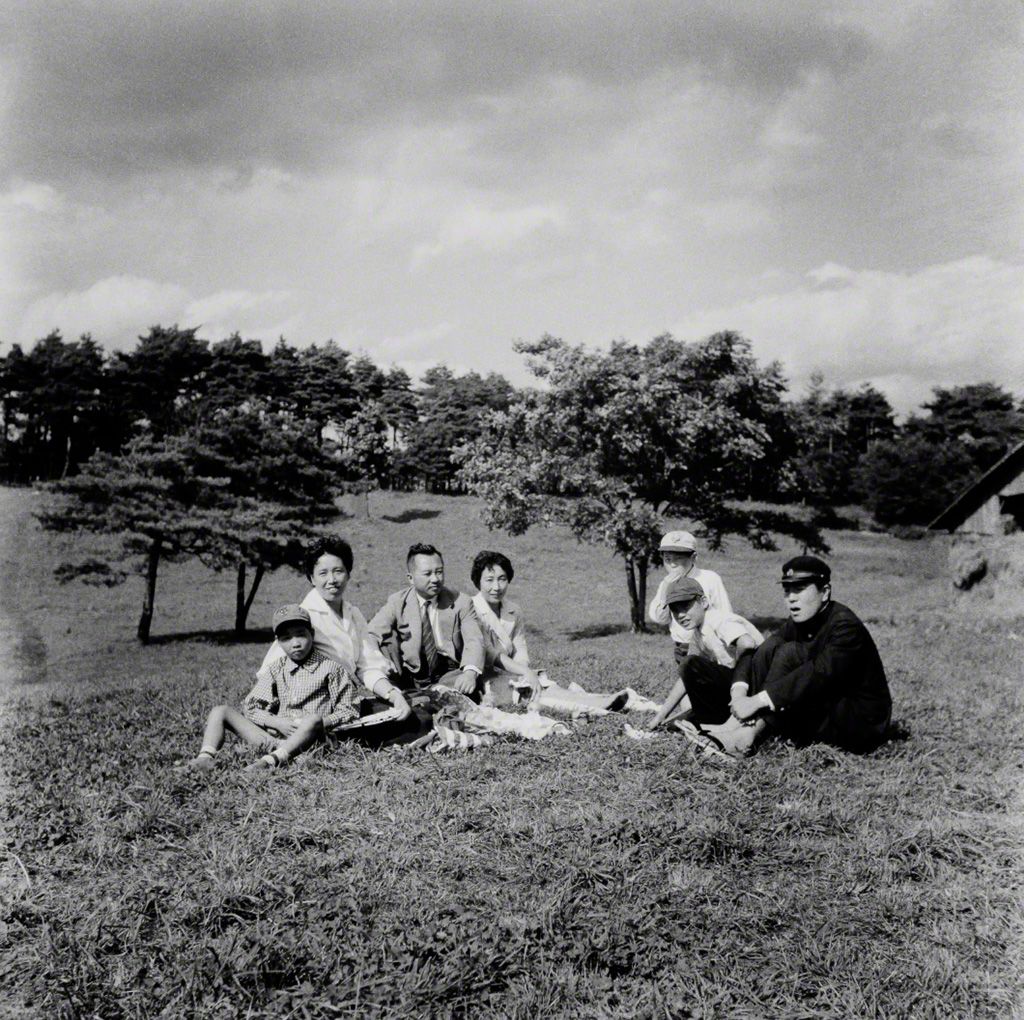 6.“Koiwai Farm, La Ville de la Chance.” Taken by Ōshima Hiroshi, 1958. © Ōshima Hiroshi.