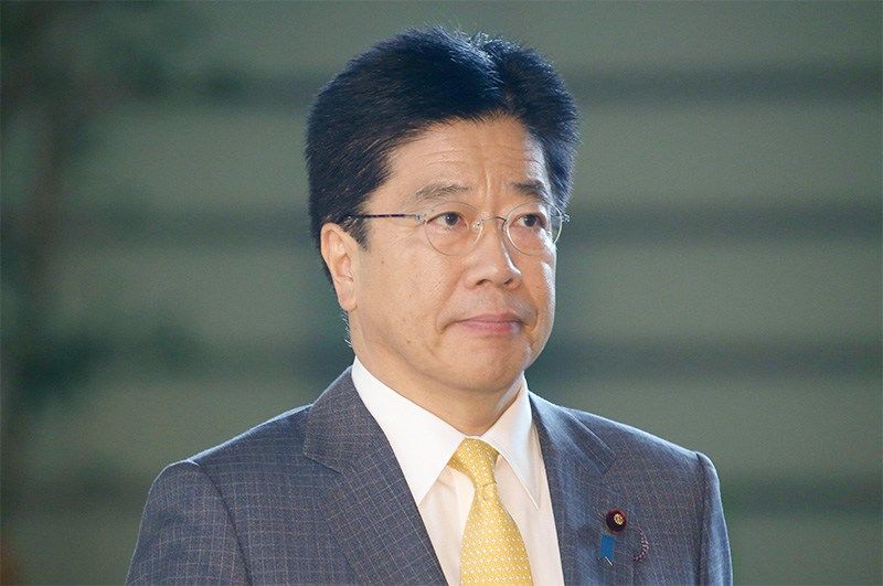 自民党總務會長加藤勝信進入首相官邸,2018年11月12日,東京永田町(時事)