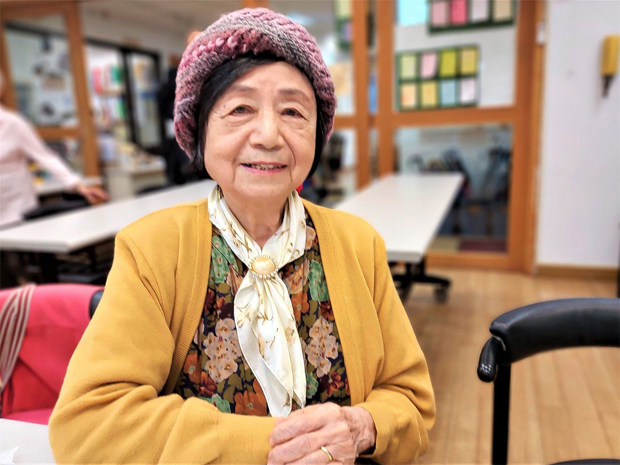 我在以日文為主進行交流的文化活動中心「玉蘭莊」認識了謝靜意女士，她也就是所謂臺灣的「日語世代」（日本時代在臺灣出生、接受日語教育的人）