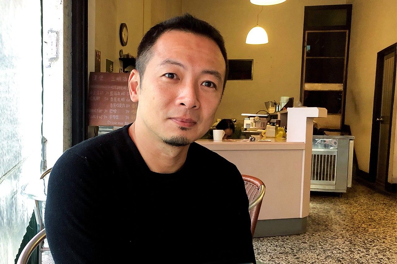 陳一銘先生接受筆者採訪(筆者攝影)