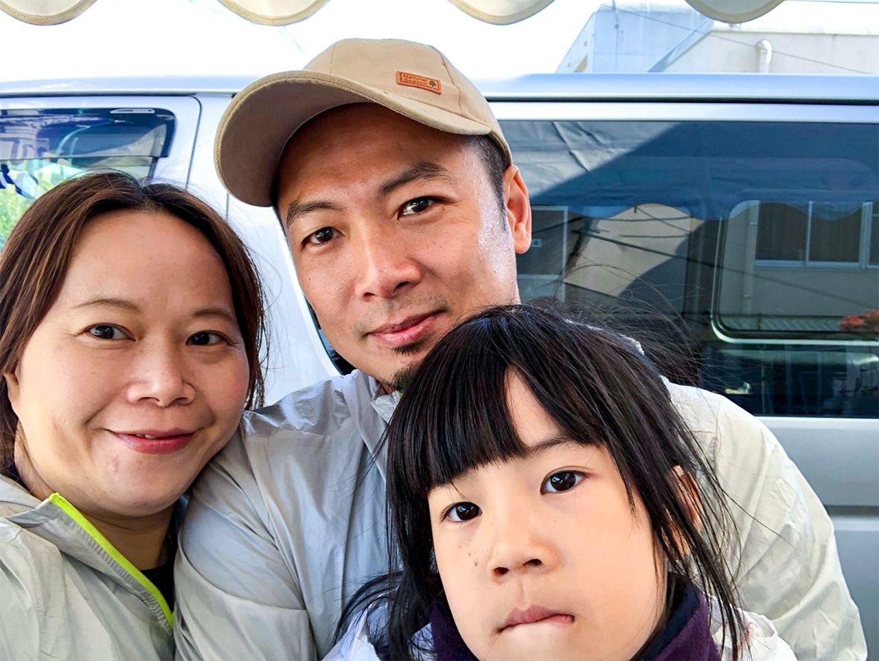 陳一銘先生與家人合影(陳一銘先生提供)