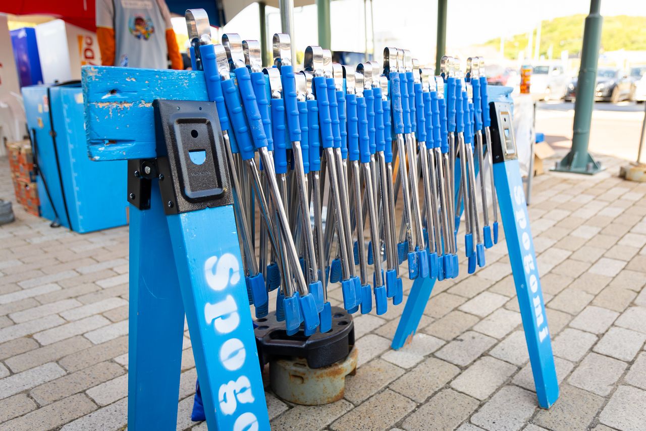 撿垃圾運動的官方夾子。設計安全易用,從小孩到老人都方便使用