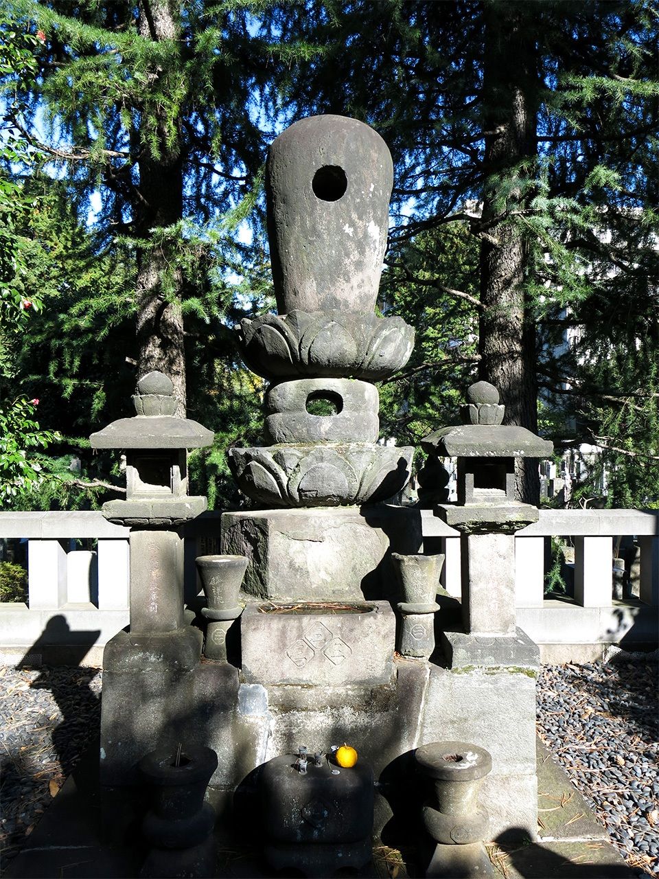 春日局之墓(PIXTA)