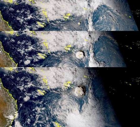 由氣象衛星向日葵所觀測到的東加群島附近海底火山噴火（上起依序是日本時間15日下午1點半、2點、2點半所觀測）（日本氣象廳首頁）