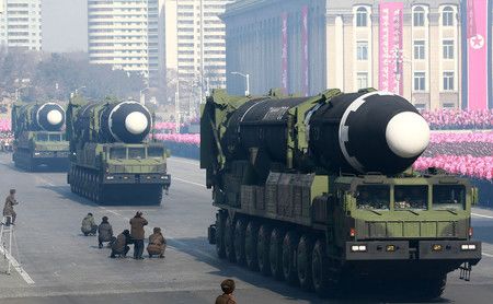 北韓的洲際彈道導彈（ICBM）「火星15」展示＝2018年2月、平壤（朝鮮中央通信發布）（AFP時事）