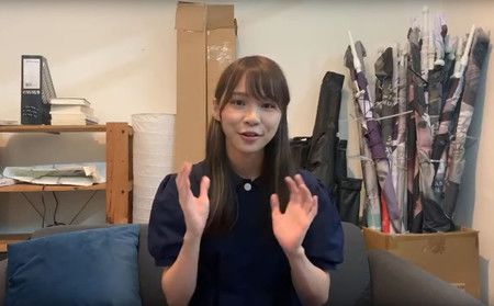透過YouTube用日文跟日本觀眾說明情況的香港民運人士周庭