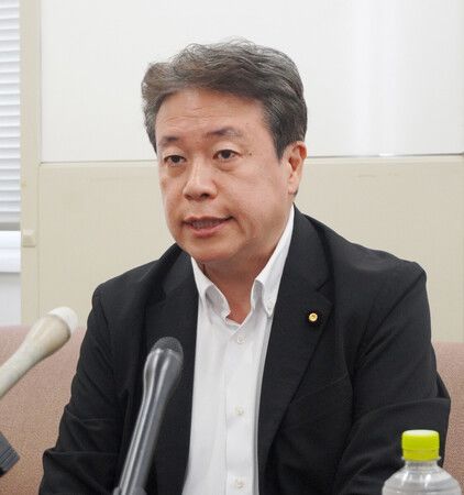 自民黨參議院預算委員會委員長鶴保庸介舉行記者會=9日上午、和歌山縣廳