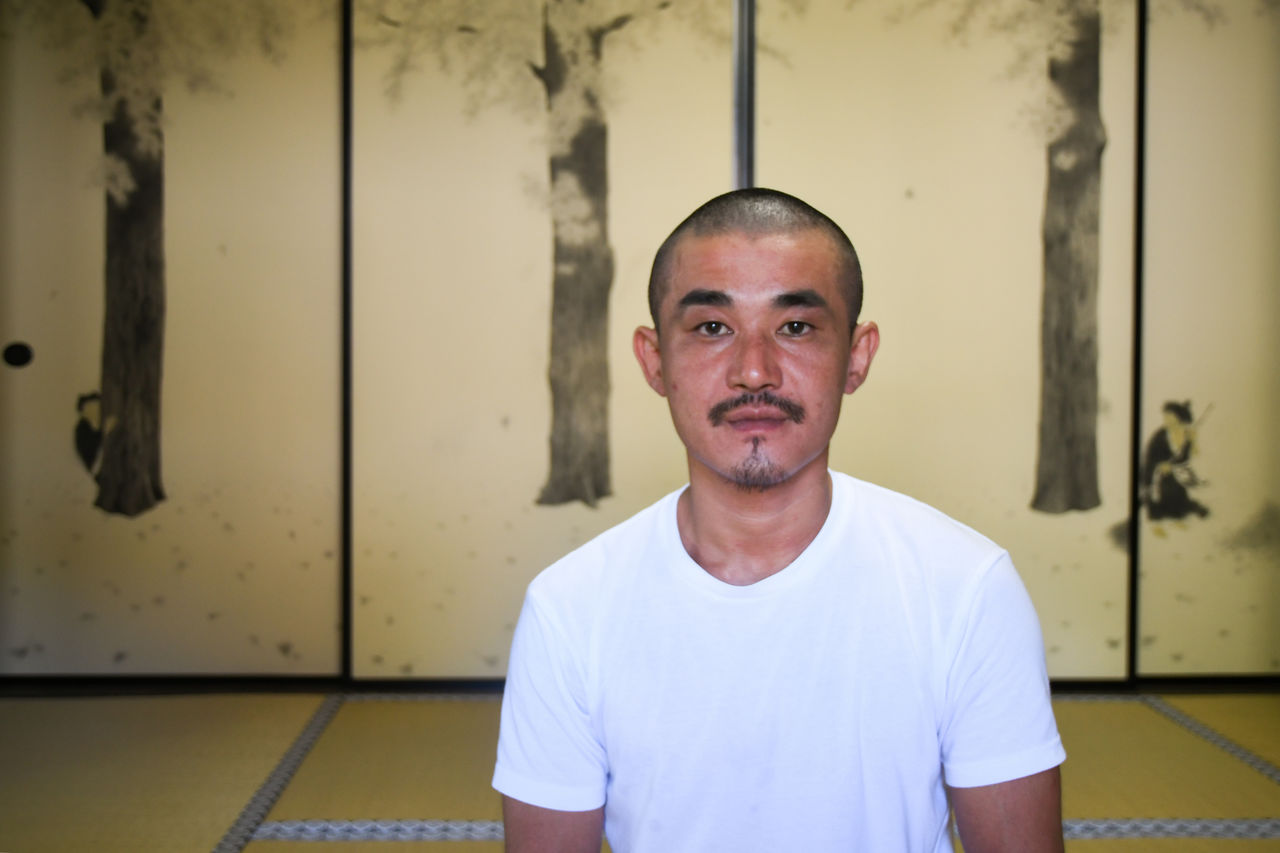 濱地創宗『寒山拾得』：大徳寺真珠庵「襖絵プロジェクト」絵師