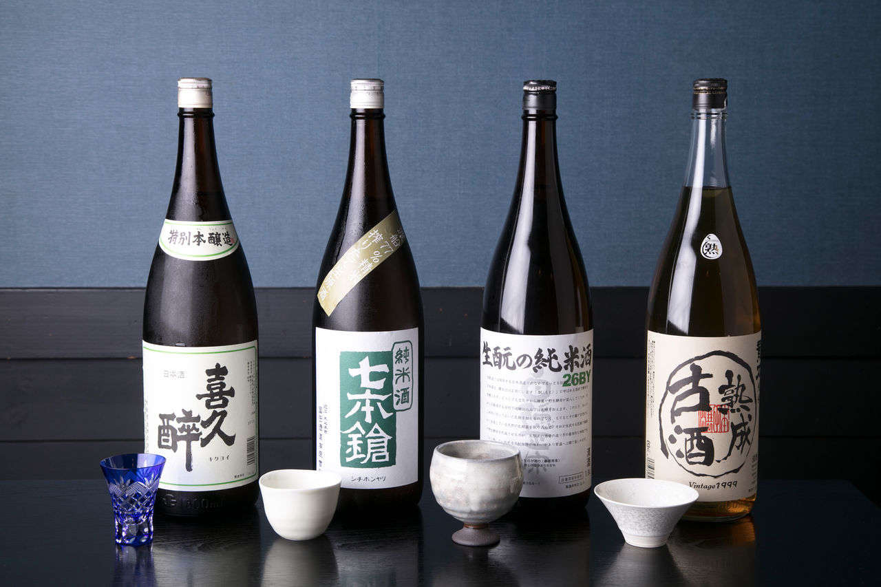 Японский алкогольный напиток. Сакэ дзёсэн кинкан. Японское вино. Вино японское традиционное.