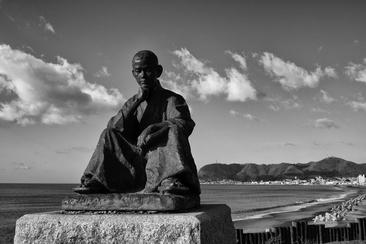 啄木、何を想う(啄木小公園、2020)