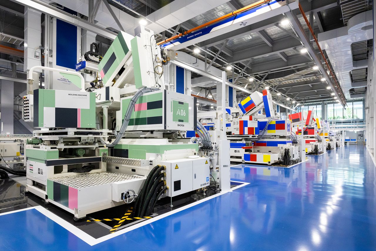 BHCPDII MUSEUM ガンダム リシェッタ 4色射出成形機 バンダイ