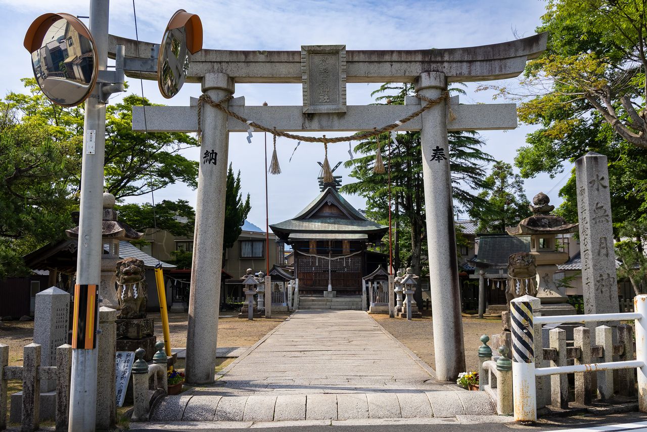 江戸時代中期に、吉原で流行した疫病を鎮めたという水無月神社