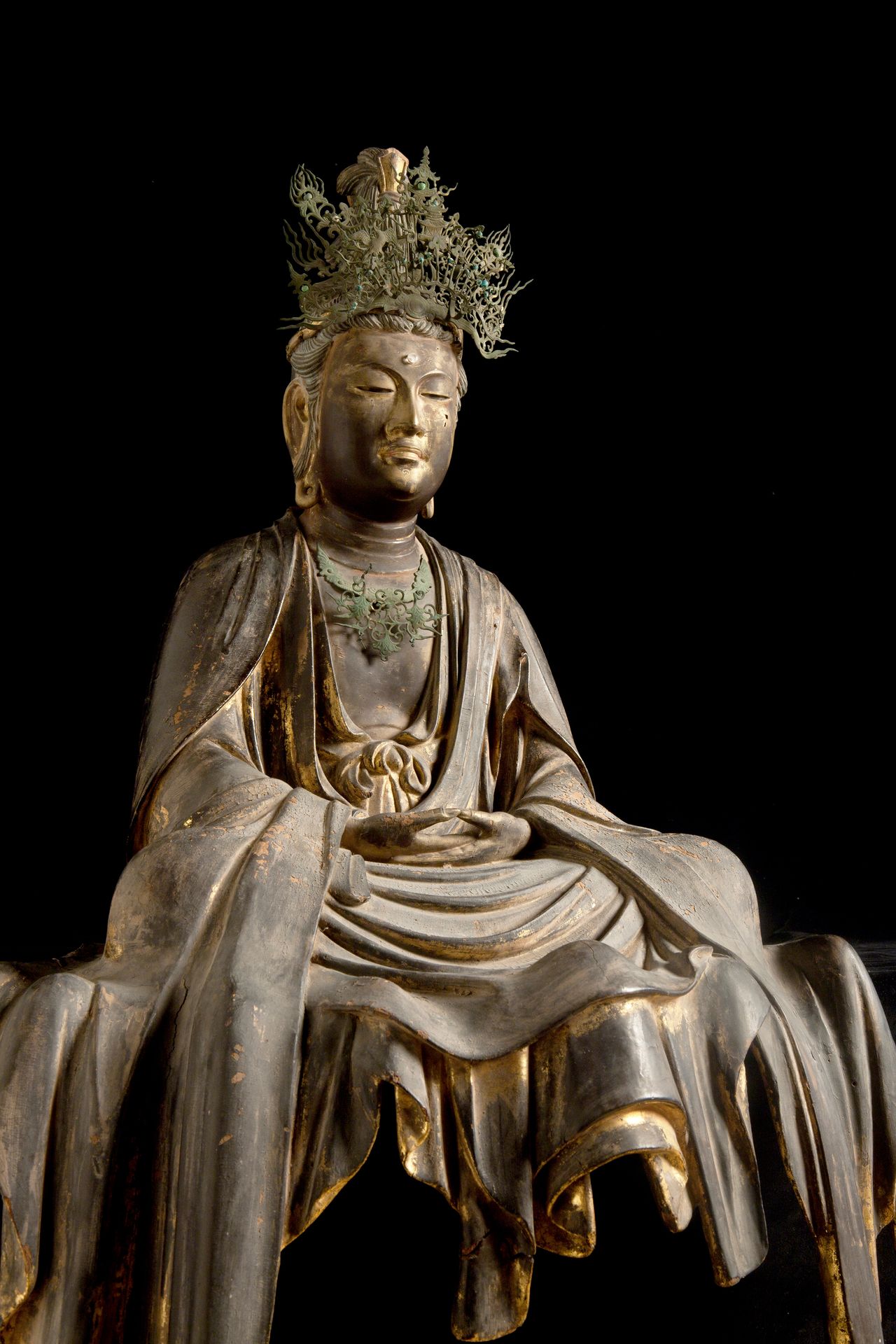 宝冠釈迦如来像(建長寺蔵・鎌倉国宝館寄託)