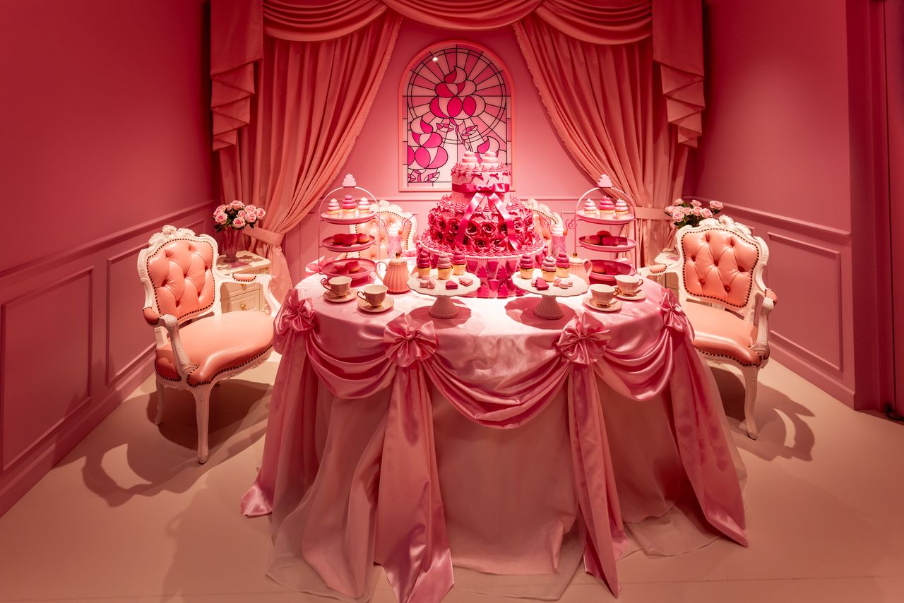 記念写真が盛れまくる「プリっとプリンセス」