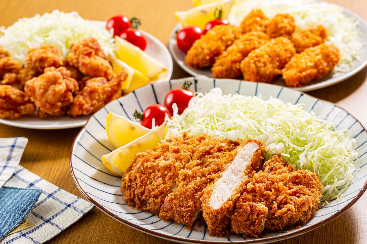 銀座の洋食店「煉瓦亭」で誕生したというカキフライ。トンカツと共に訪日観光客からの人気が高まっているが、日本の家庭では揚げ物を作らなくなっている