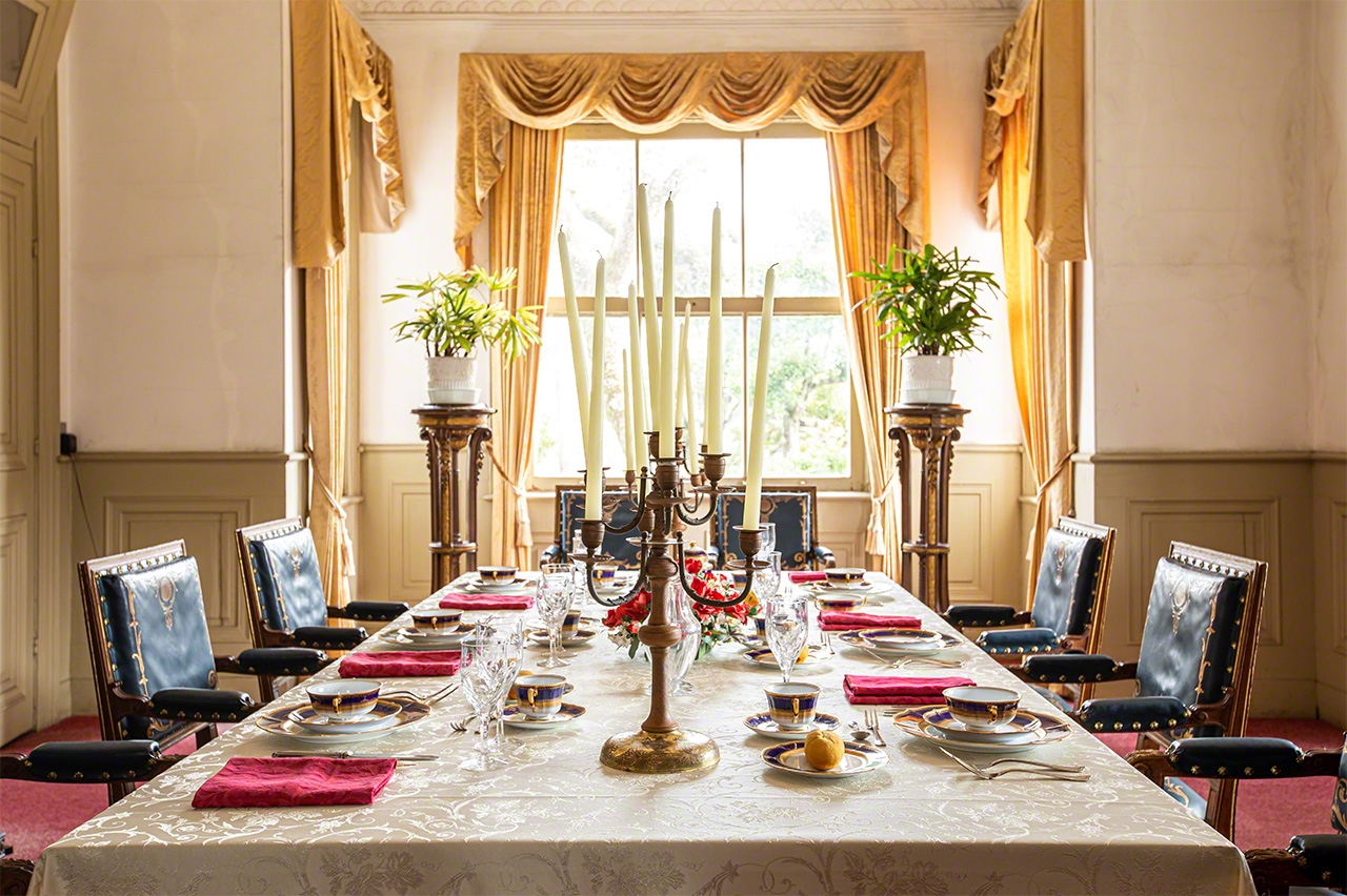 西郷邸のダイニングルーム