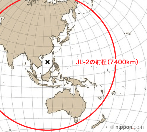 南シナ海の中心部から半径7400キロメートルの同心円。日本と豪州全土がすっぽり中国のJL-2の射程に入る