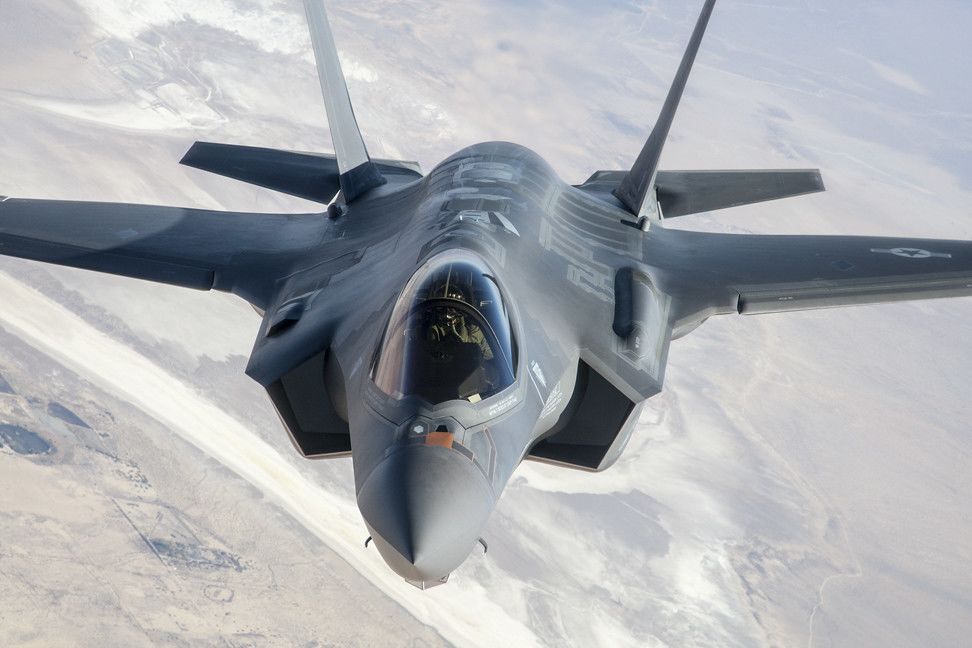 F-35A Refuels from KC-135 Tanker at Edwards AFB, Ca.