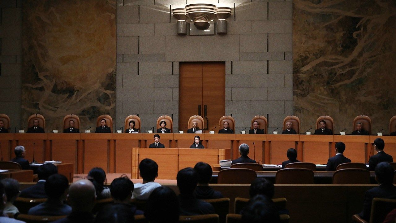 同調圧力」に晒され、独立の危機にある裁判官 | nippon.com