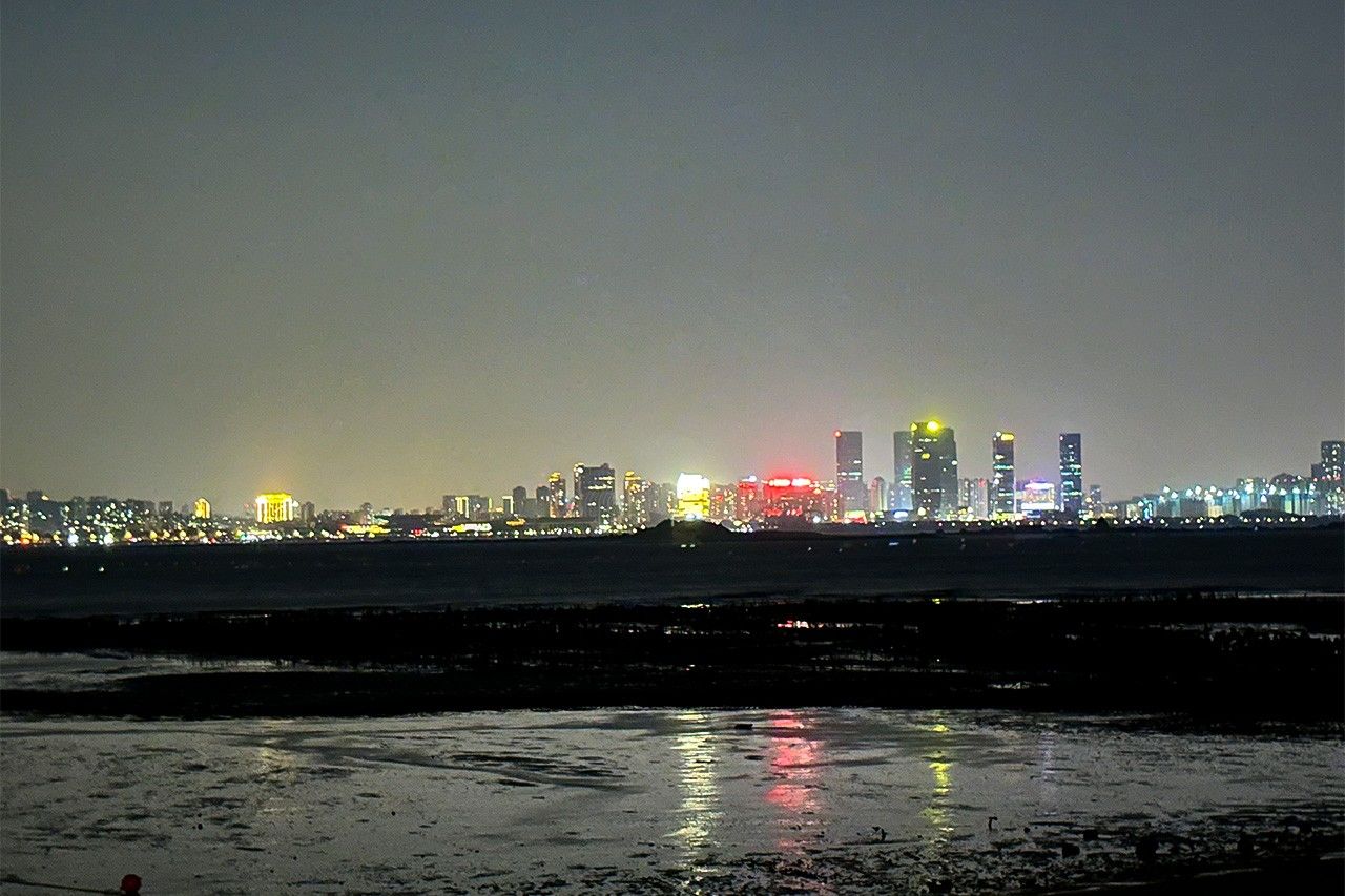 烈嶼（小金門島）から見る廈門の夜景