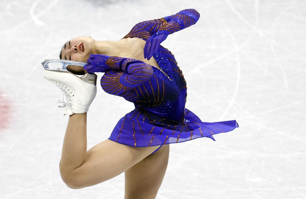 2022 Beijing Olympics - Figure Skating - Women Single Skating - Free Skating - Capital Indoor Stadium, Beijing, China - February 17, 2022. Kaori Sakamoto of Japan in action. REUTERS/Evgenia Novozhenina
