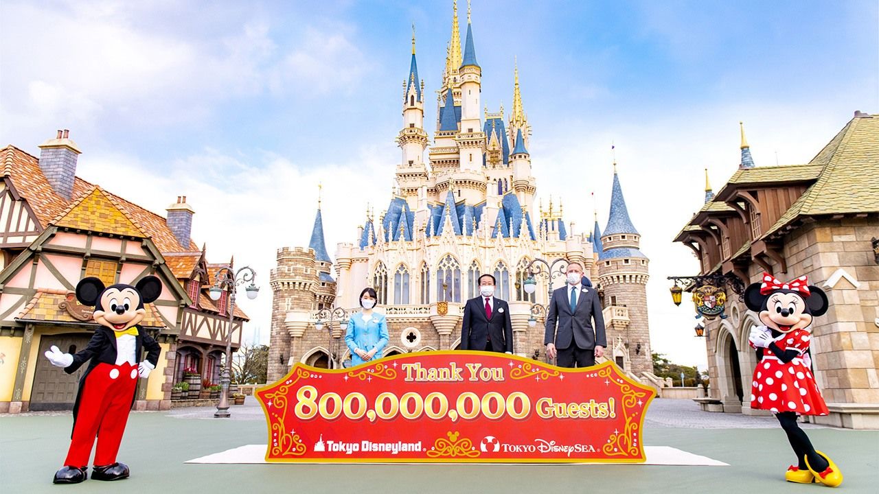 東京ディズニー 入園者8億人 開業38年318日 コロナ以降は休園 入場制限でペースダウン Nippon Com