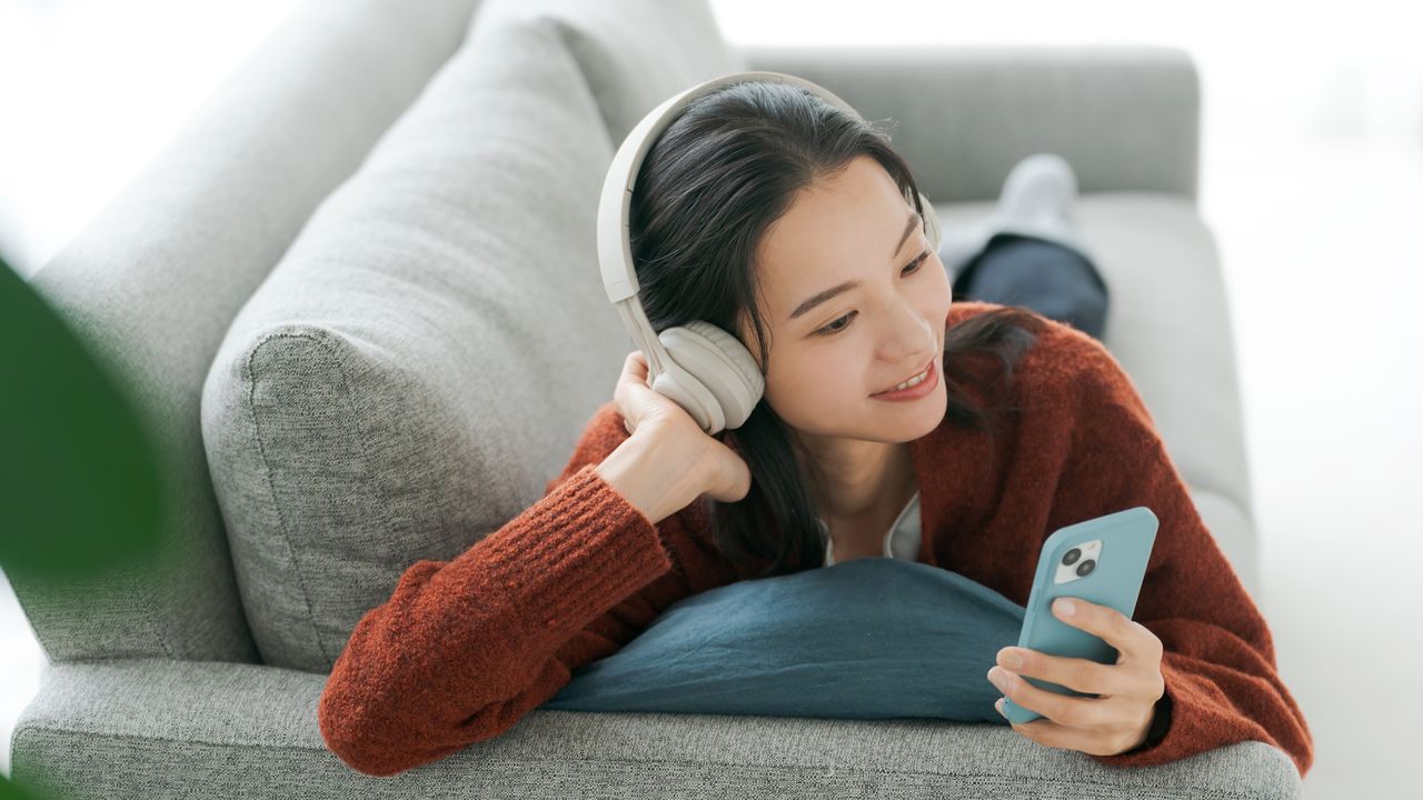 6割が利用「定額サブスク」 : 動画・音楽配信の“見放題・聴き放題”が世代を超えて人気