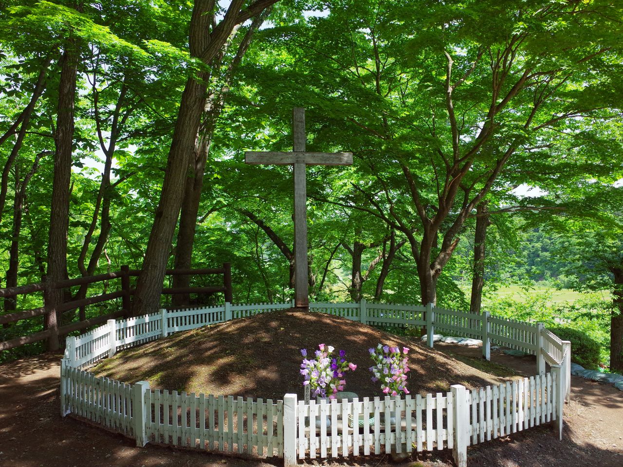 日本人は何を信じてきたのか 青森の キリストの墓 が意味するもの Nippon Com