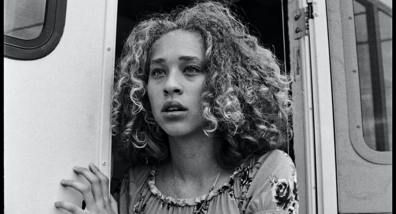 ビリー役ラナ・ロックウェルのピュアなまなざしが観客の心を揺さぶる ©️2019 BLACK HORSE PRODUCTIONS. ALL RIGHTS RESERVED