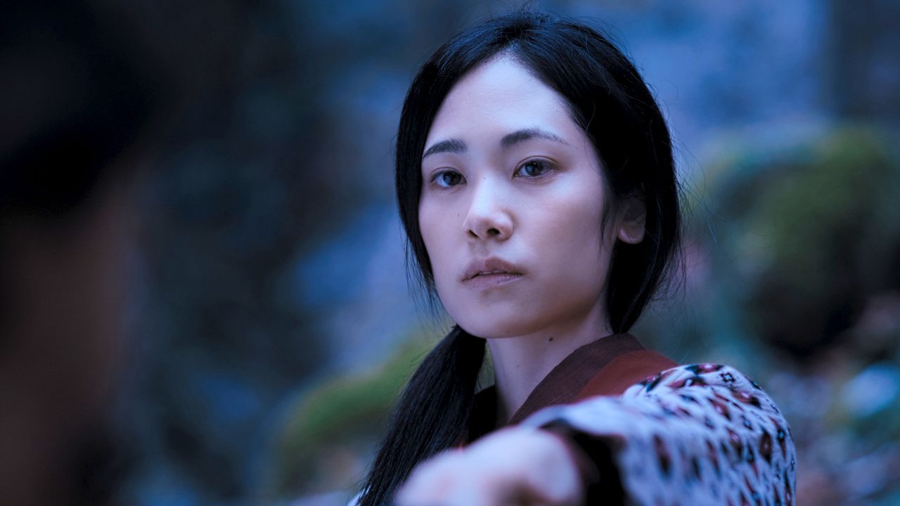 草介が描く漫画のヒロイン梢(阿部純子・二役) ©2021 リング・ワンダリング製作委員会