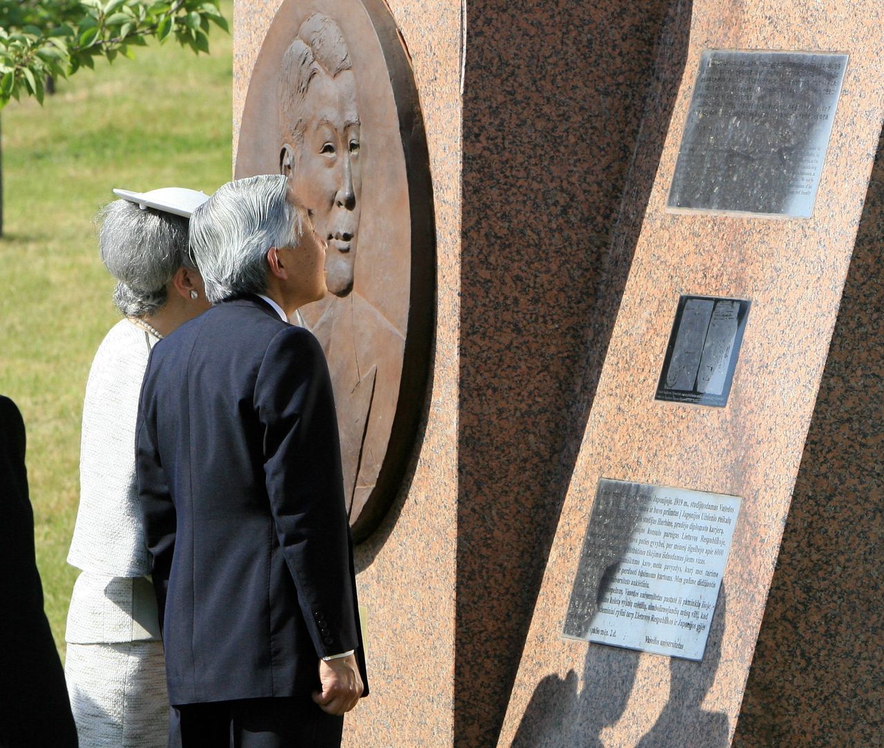 死後14年の名誉回復 杉原千畝の実像に迫る 5 最終回 Nippon Com