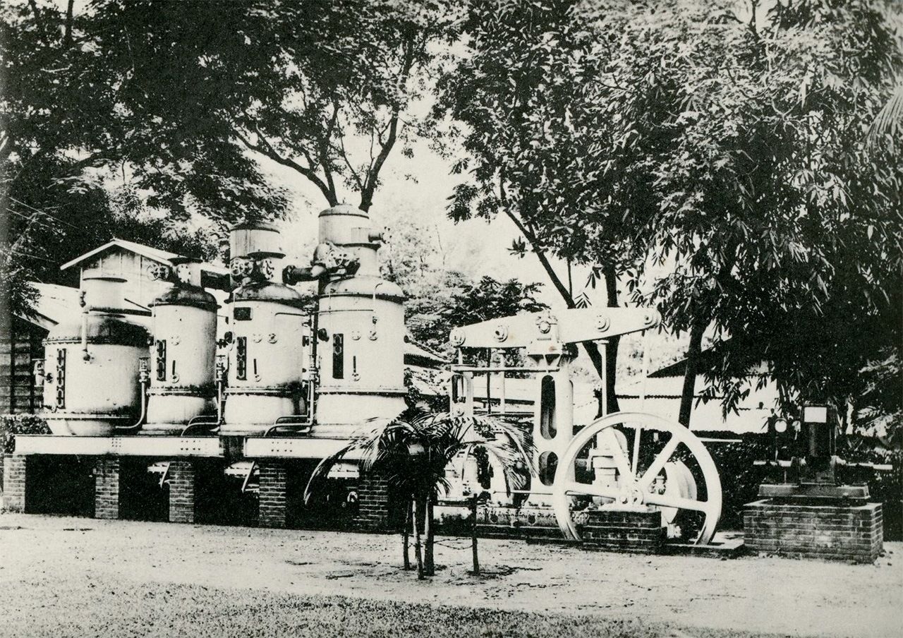 橋仔頭製糖所の初代製糖機(高雄市立歴史博物館提供)