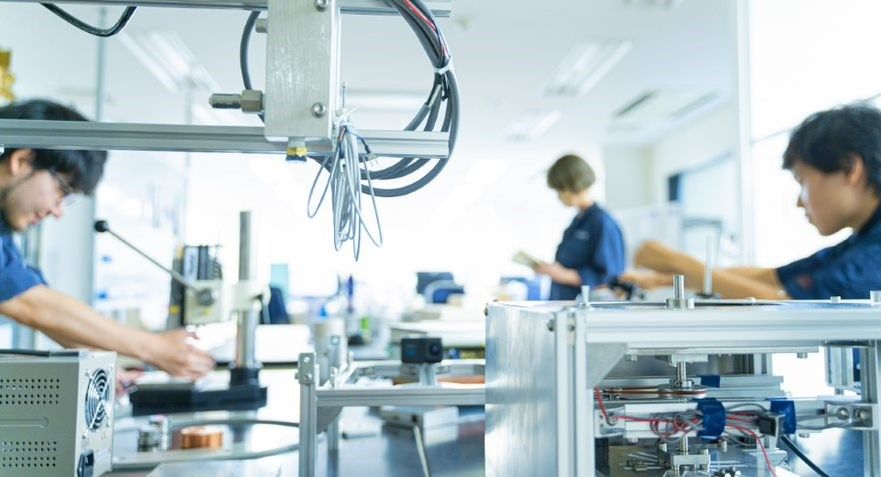 現在の開発部の様子(由紀精密提供)