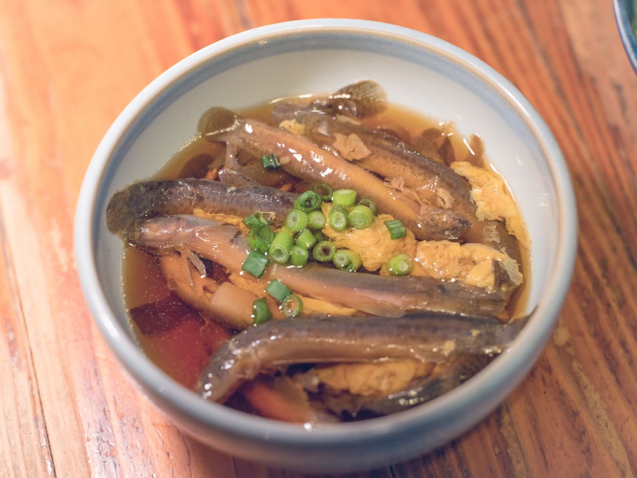 「どぜう丸煮」700円 写真:松園多聞