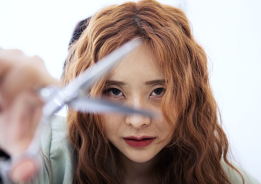 梁「彼女は美容師で『なんでも切っちゃうよ!』と面白いコメントを送ってくれました」