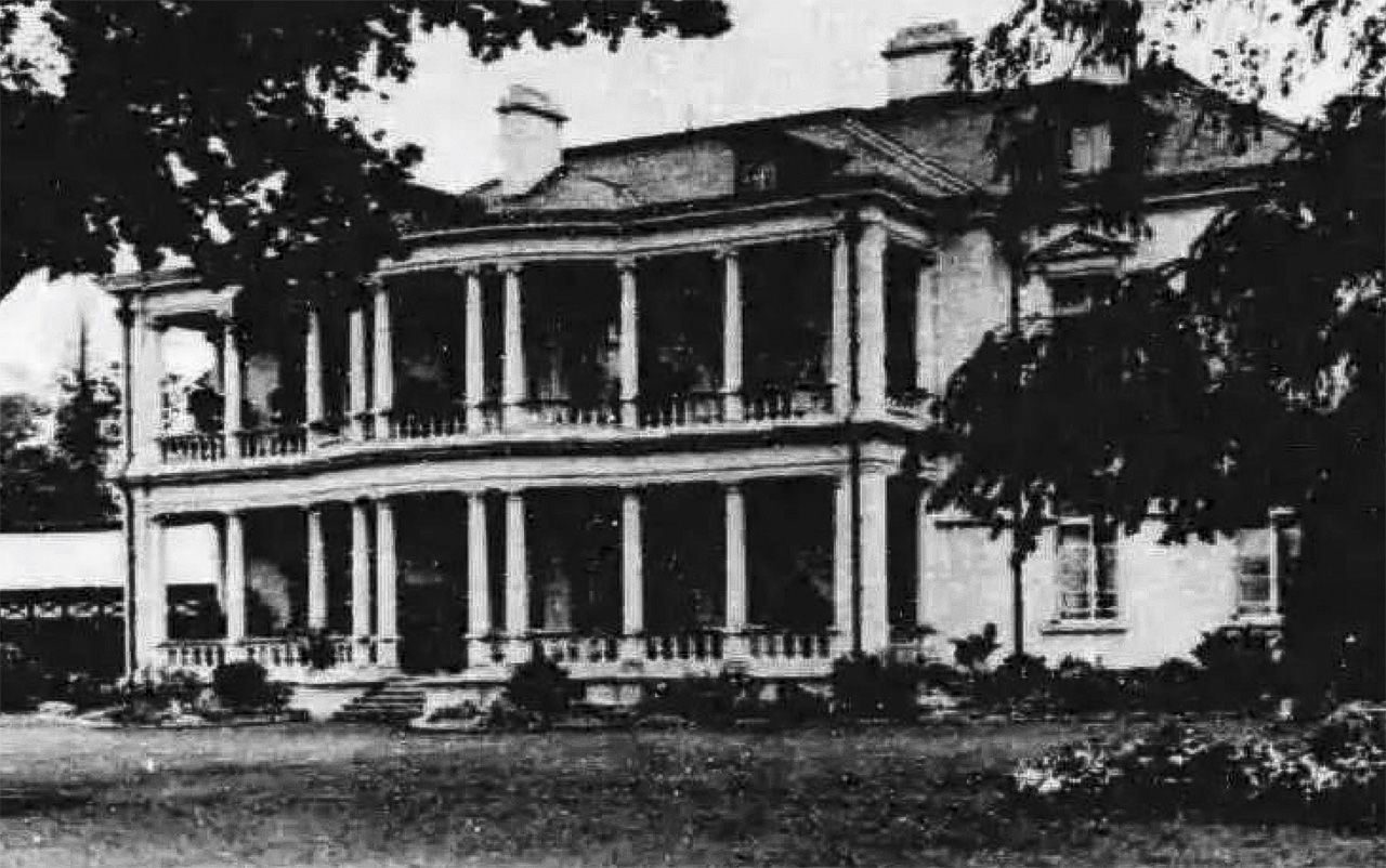 1917年(大正6)刊『記念写真帖』(島津家編)所収の袖ヶ崎邸。国立国会図書館所蔵