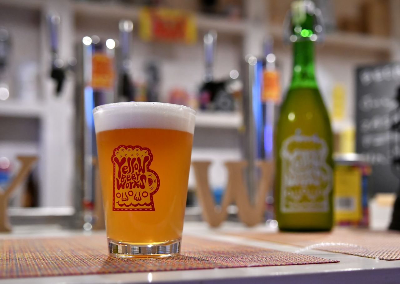 濁ったビール。味も濃厚だ