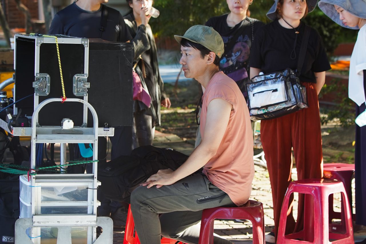 監督、脚本を担当した国泰人寿保険2020教師節映画『人生向前 有您領跑』の撮影風景(彦恩国際マネージメント提供)