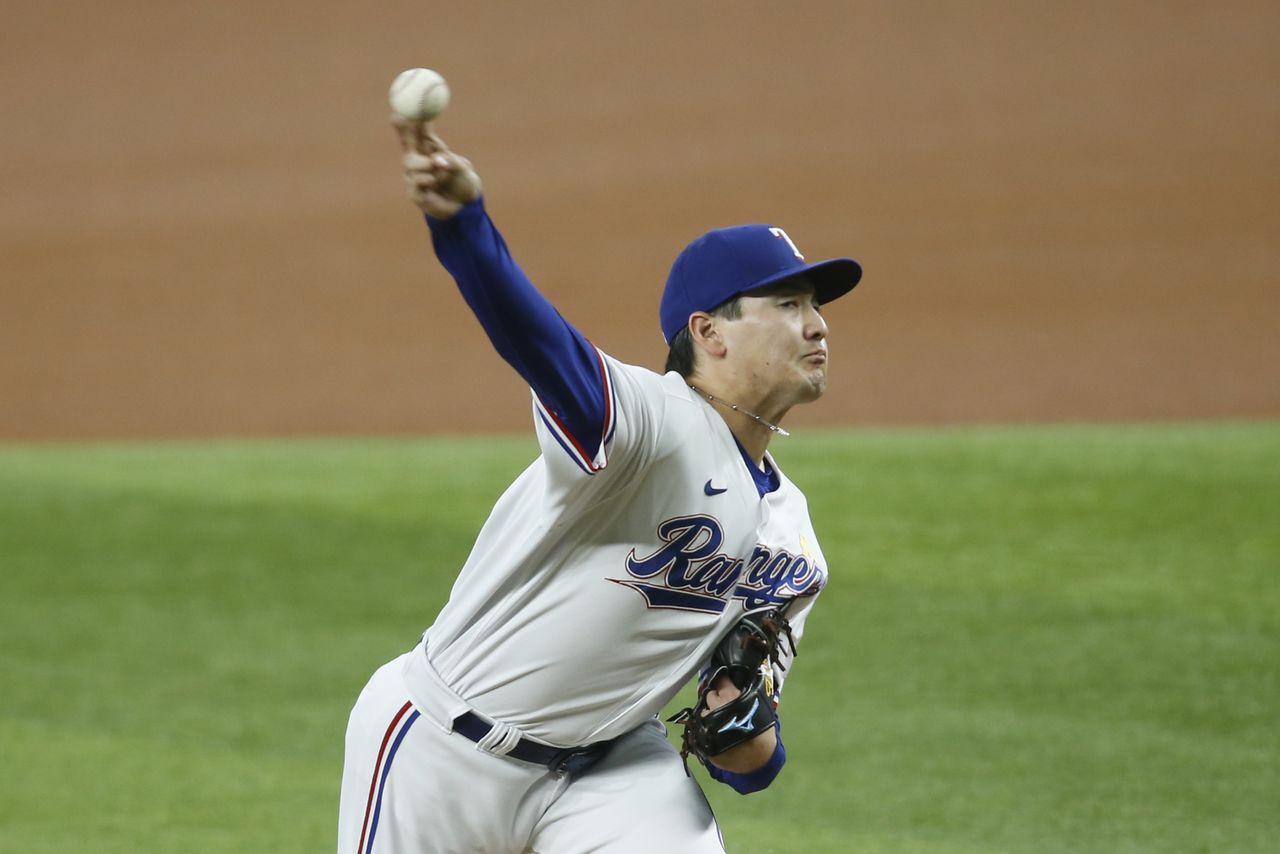 MLBは1日、各地で試合を行い、レンジャーズの有原航平投手が長期離脱からの復帰を果たした(2021年 ロイター/Tim Heitman-USA TODAY Sports)