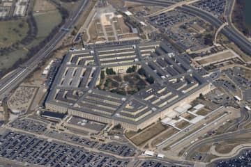 米バージニア州にある国防総省の建物＝2022年3月（AP＝共同）
